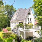 Exklusive Dachterrassenwohnung über zwei Ebenen in Hamburg-Blankenese!